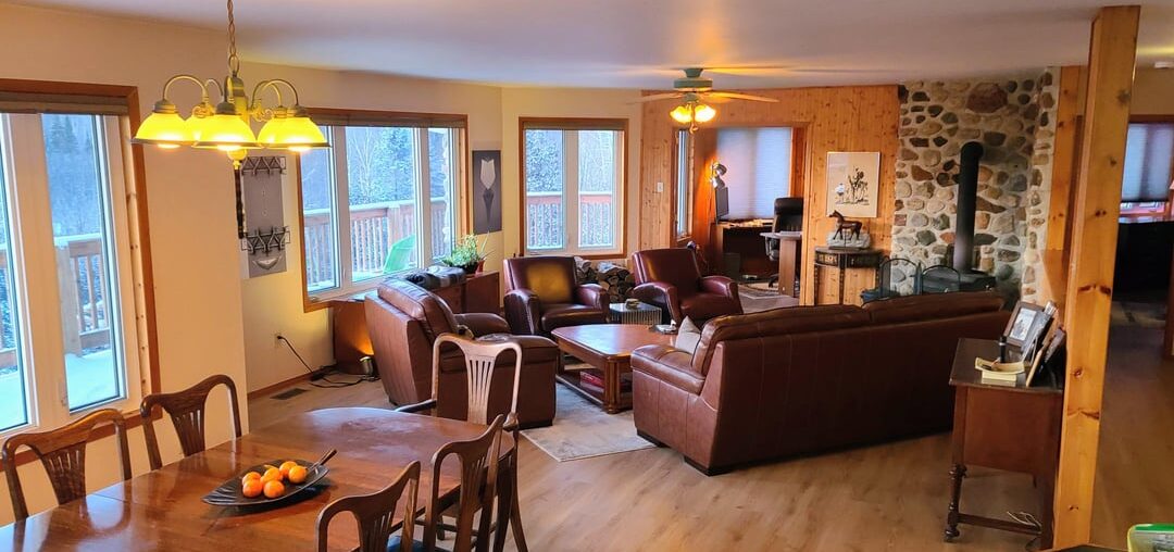 Wall color: Greens? Greys? Other?