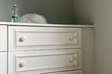 Help with these dated cabinets