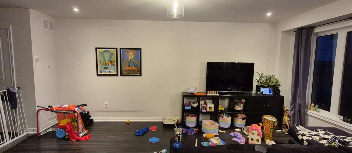 How can we reimagine our living room with an off-centre TV? How can we reimagine our living room with an off-centre TV?