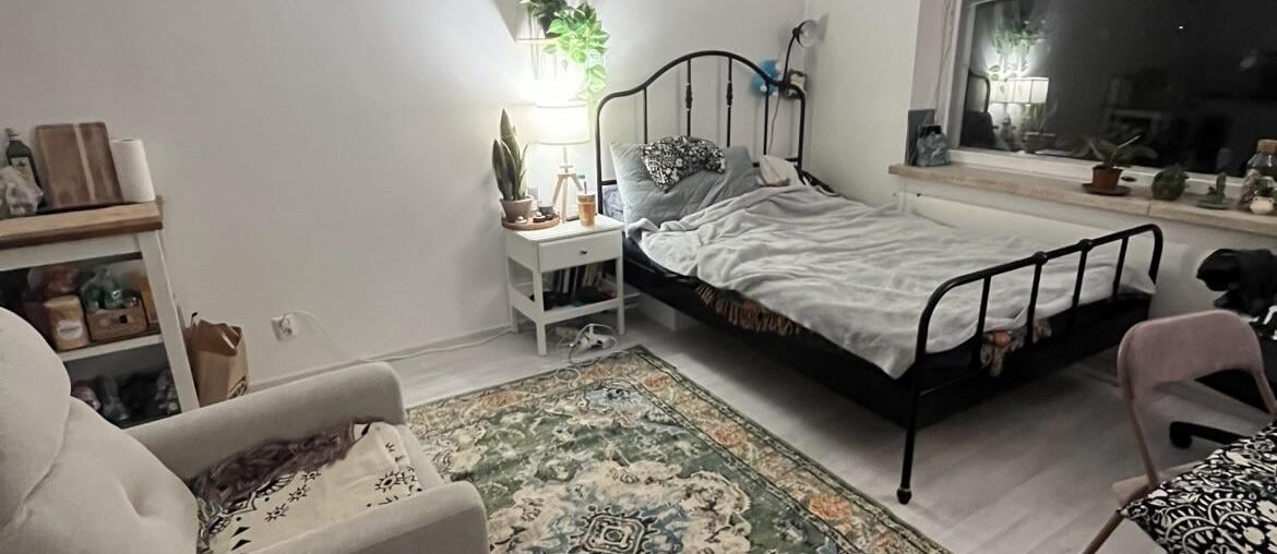 Choosing the right throw for bed