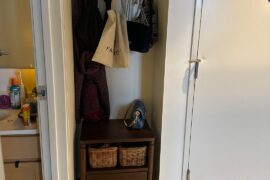 Added this new table to my entryway nook. How do we feel about it?