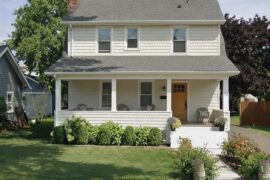 Clapboard or Shake Shingles? New England home siding options.