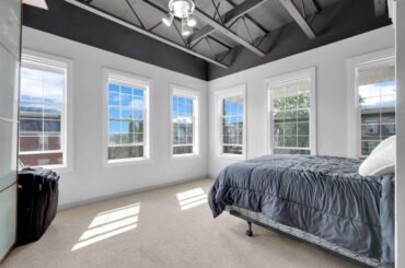 Seeking Advice - How to improve the vibes in my loft?