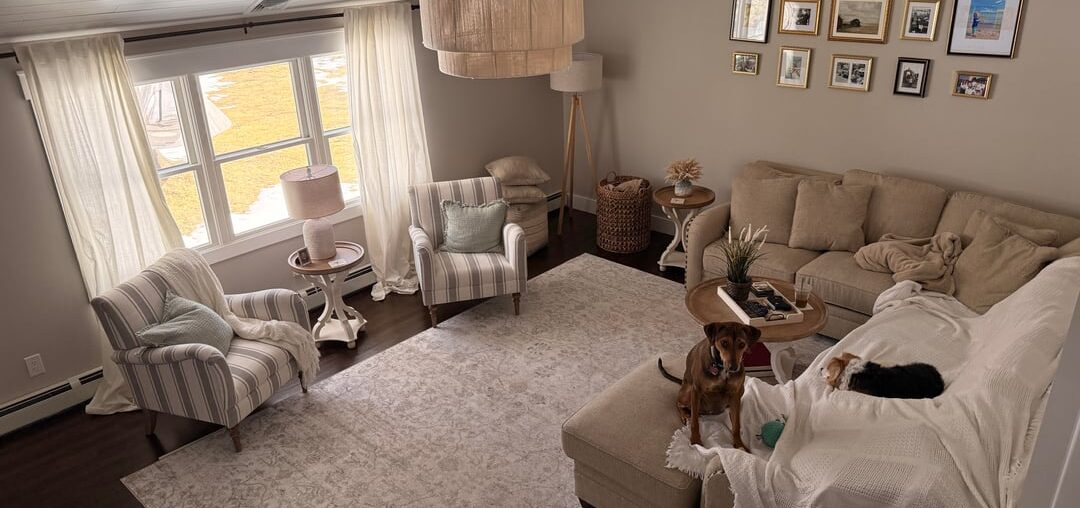 This room needs a darker paint color… This room needs a darker paint color…