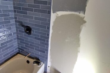 Paint color to match this shower and floor