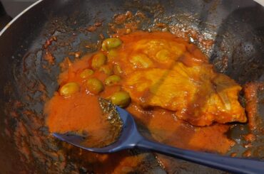 Pork in a tomato sauce