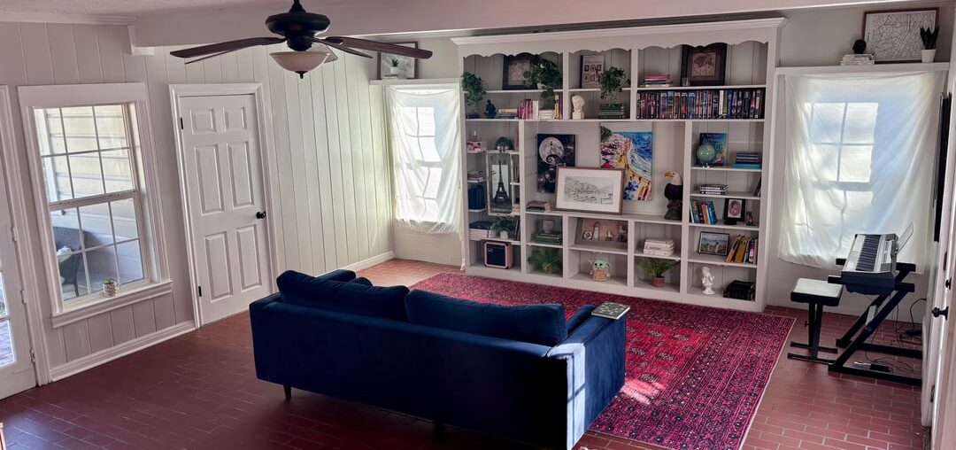 Just moved into a new house and need help decorating my library/study!