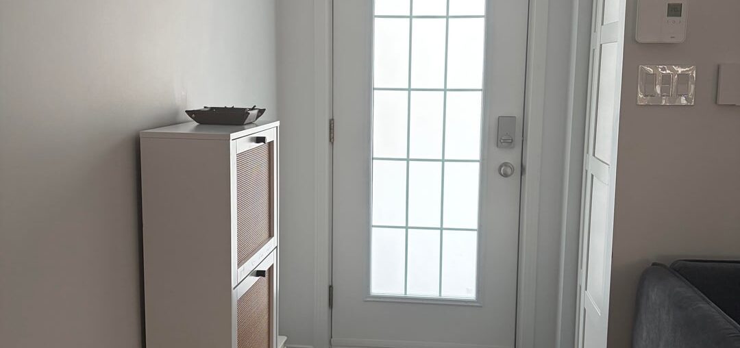 Small Entryway makeover