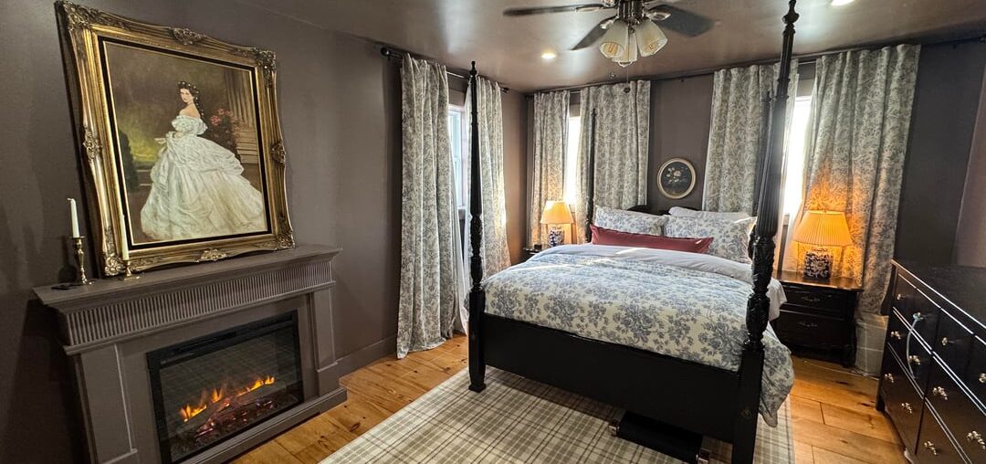 Help figuring out this bedroom