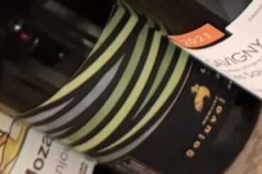 Can anyone help me identify this bottle? It’s a French white blend