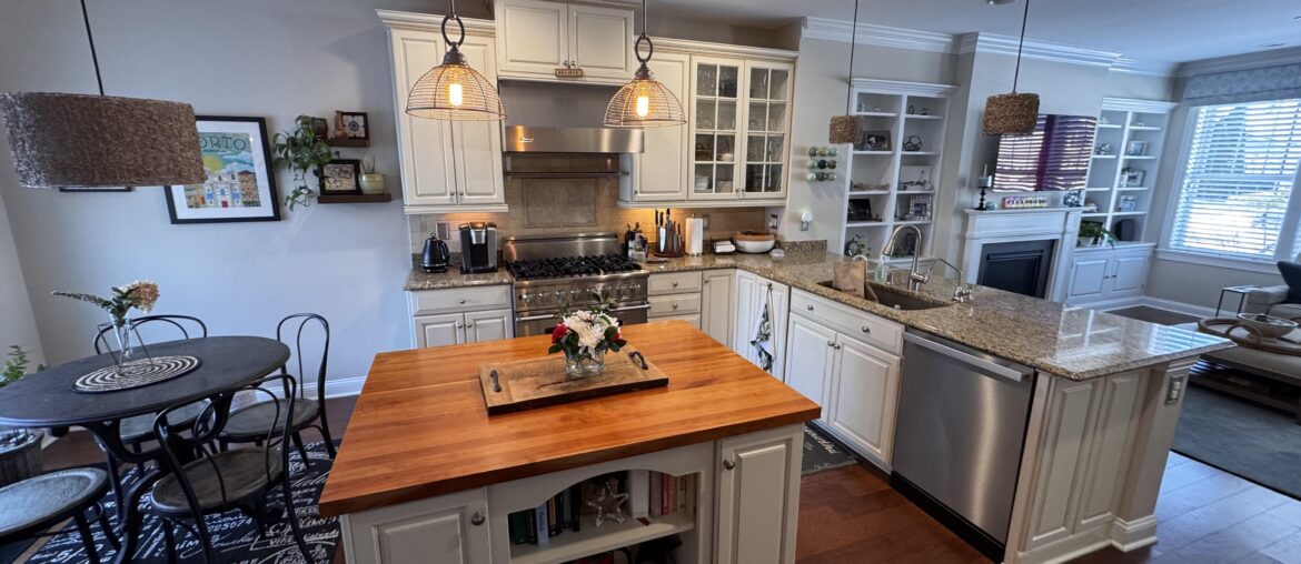 Kitchen cabinet color thoughts?