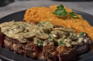 Bifteck aux champignons, purée de patate douce