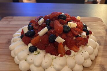 Pavlova faite par ma femme