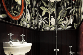 Will this dark paint/lighter wallpaper combo work in a tiny bathroom?