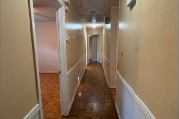 what paint color to make this hall way pop