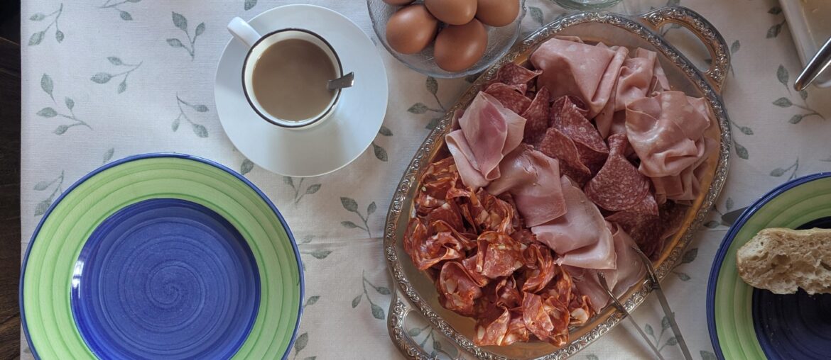 Brunch - The homemade breads are not in the picture