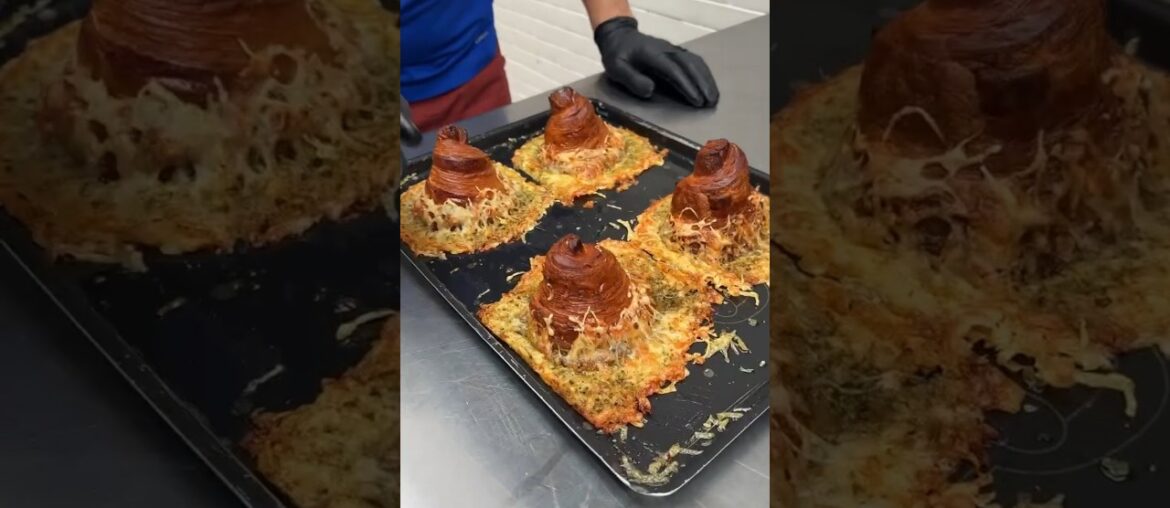 French Onion Soup With Croissant! French Onion, but make it flaky 🥐🌰 French Onion Soup With Croissant! French Onion, but make it flaky 🥐🌰