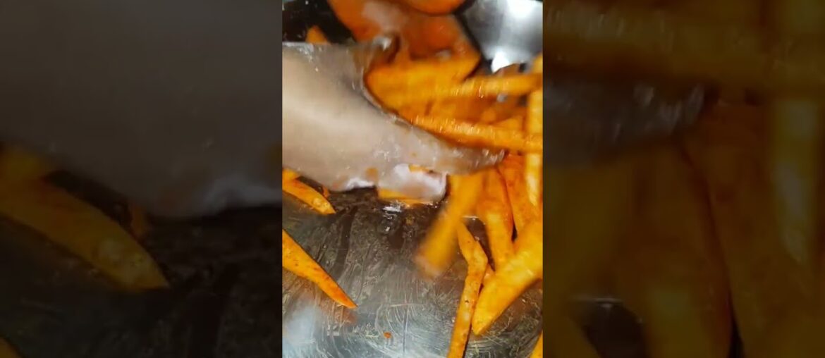 Street style french fries ❤️#like #food #recipe #foodyfrenzy #cooking #mussokitchen-g7b