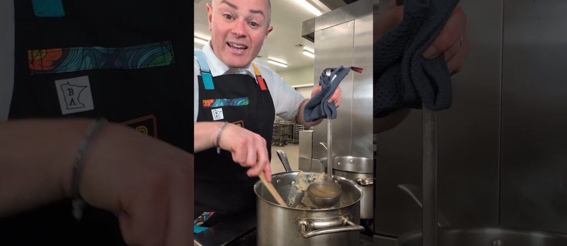 Classic French mother sauce #velouté #sauce #culinaryschool #roux #cookingshorts #everydayisfeastday