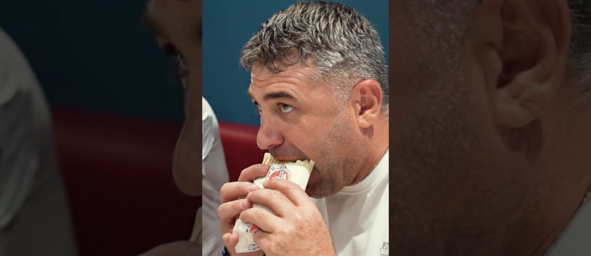 Karen Dokhoyan having rest at French Tacos Yerevan with friends - Armenian National Football Team