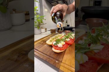 This Gourmet French Demi Baguette Sandwich🥖🍅Will Change Your Game.