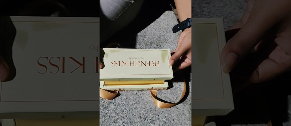 Oru French Kiss Aayyaaloo🙃😂#food #french #foodshorts#foodie #sweet #shorts