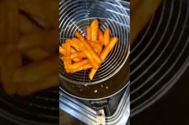 Crispy Potato Fries Recipe 😍 | Ghar Par Perfect French Fries | Easy Snack Recipe #shorts