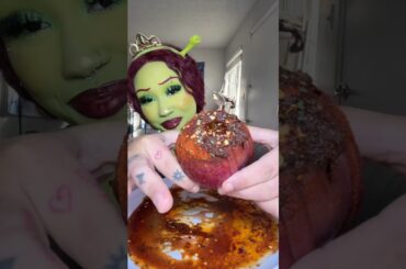 Ogres are like onions. We have layers #mukbang #eatwithme #foodie #eatingshow #asmr