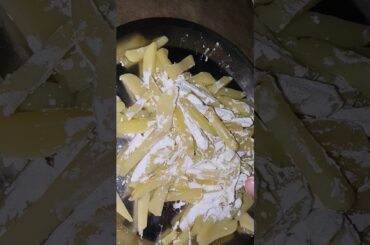 how to make french fries #frenchfries #frenchie #friesrecipe #french #potatorecipe #potatosnacks