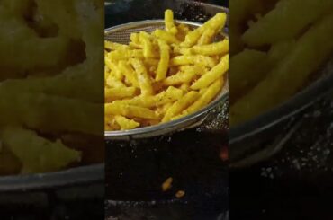 Crispy French Fries Street Style 😋 | Desi Thela Wale Fries #streetfood #minivlog #tastyspots #food