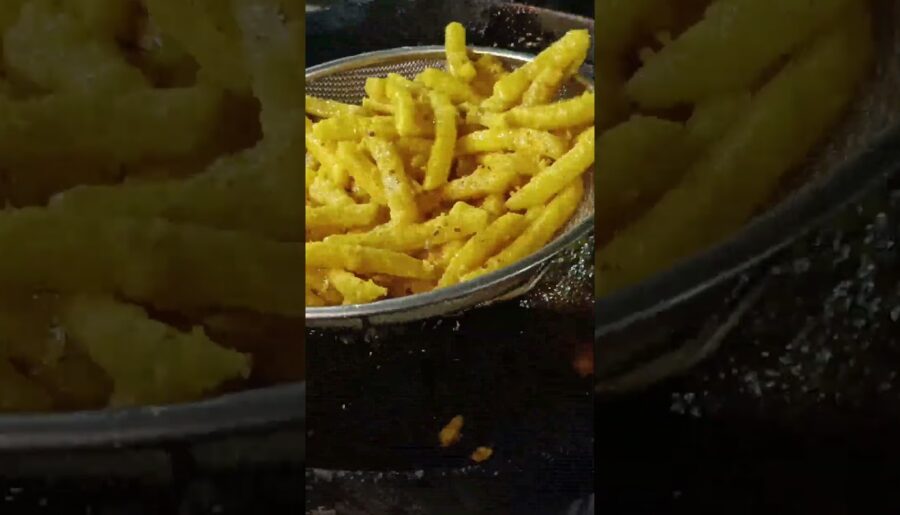 Crispy French Fries Street Style 😋 | Desi Thela Wale Fries #streetfood #minivlog #tastyspots #food