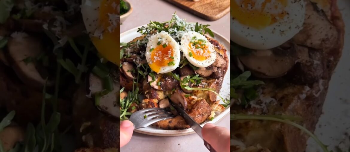 Crispy Parmesan French Toast with Mushrooms & Jammy Egg 🤤 Easy 10-Min Breakfast #Shorts #easyrecipes