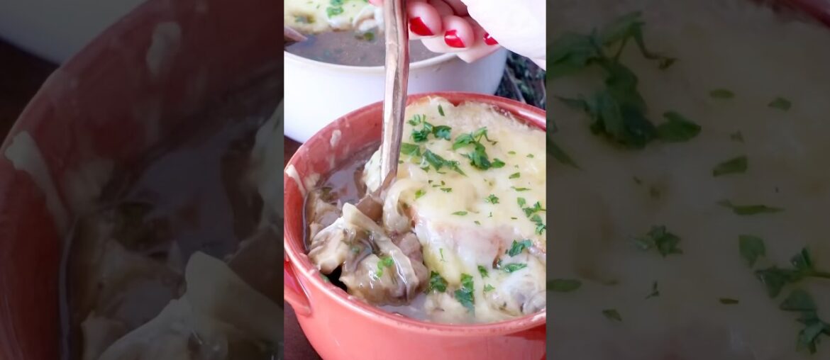 Want the coziest meal for dinner? Make this French Onion Beef Stew recipe!