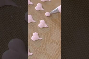 No dry is needed |French Heart Macarons ❤️ Foolproof French Macaron Recipe @bakingartsacademy