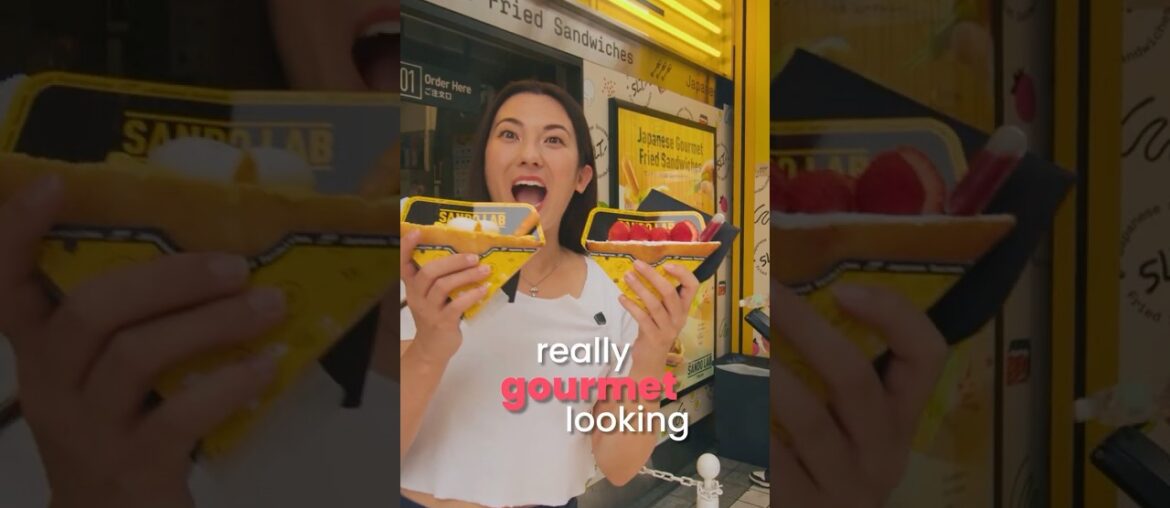 Must-Eat FRIED Sandwiches in Akihabara! 🇯🇵🥪