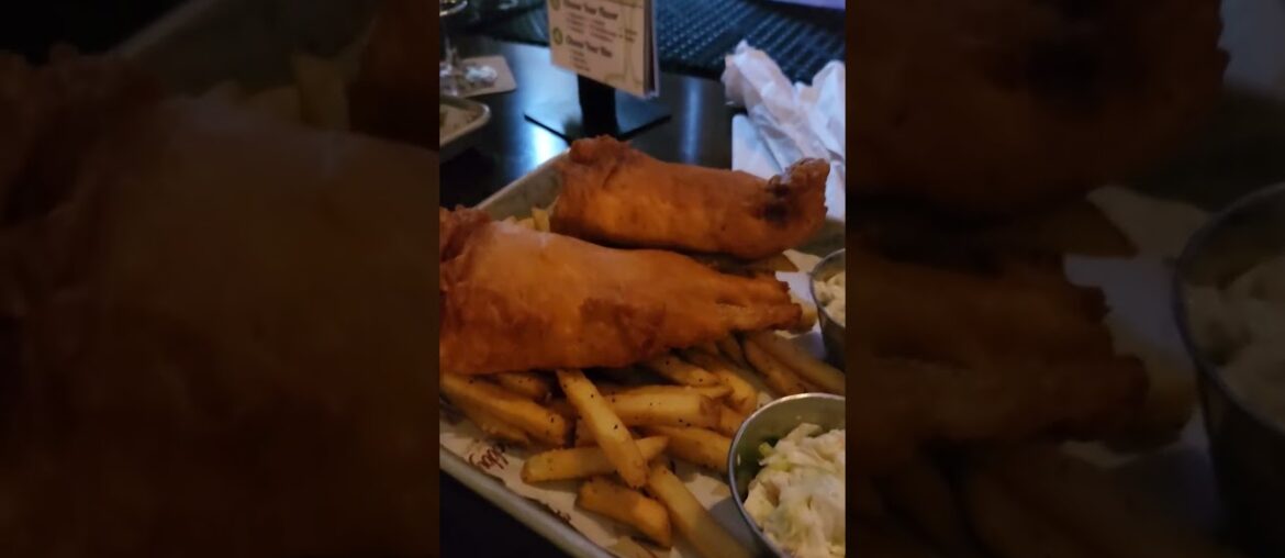 FRIDAY DATE NIGHT WITH QUEEN #datenight #wine #fishandchips #shortsfeed