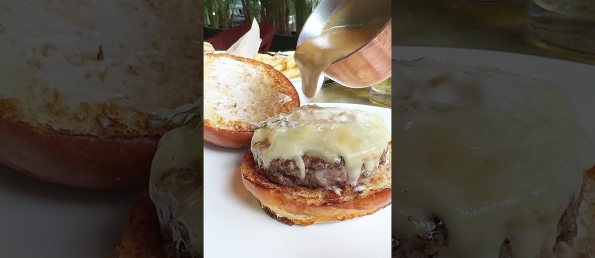 En Bistro 44, encontrarás la clásica hamburguesa francesa que todos amamos por su sabor.