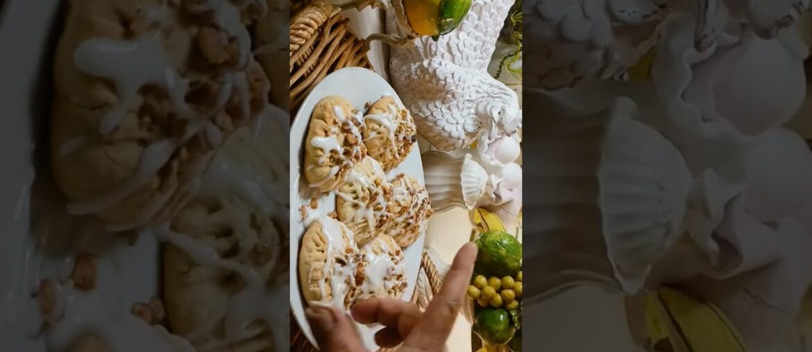 French Sable Butter Walnut Shortbread Recipe Listed #cookies #walnut #butter