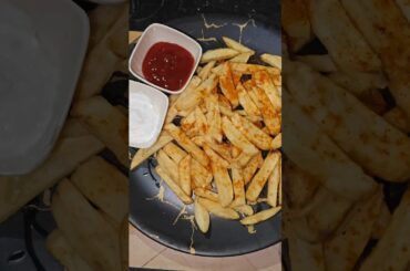 make french fries in just 5 minutes 😋🍟full vedio  in utube #recipe #foodyvibes # #fries