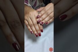 From classic French tips to deep cherry wine 🍒🍷Which one would you choose? 💅🏻