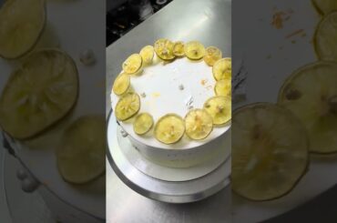 French lemon cake