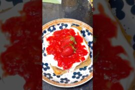 25g Protein Eggless Strawberry French Toast 🍓