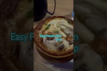 ASMR easy French onion soup #love #fypシ #relatable #winter #food #asmr #youtuberslife #cheese
