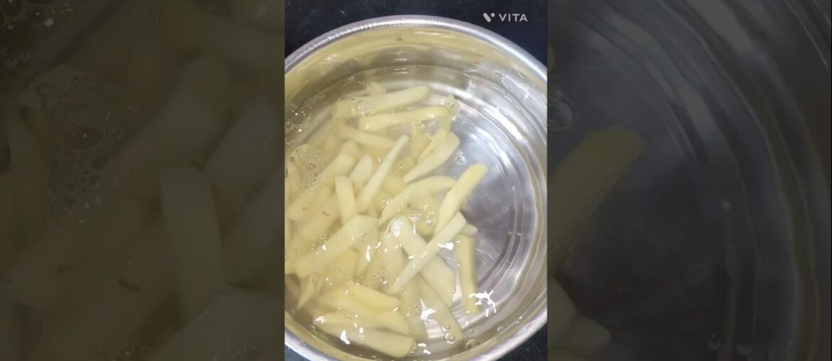 yummy french fries😋🍟#shorts#shortsfeed#ytshorts#youtube#viral#food#cooking#bhavaniarunfamilyvlogs#
