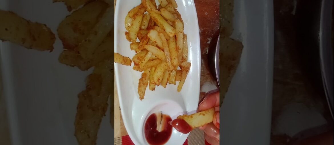 Crispy Aloo Finger Chips Recipe | Perfect French Fries at Home | Parmila ke Pakwan #shorts