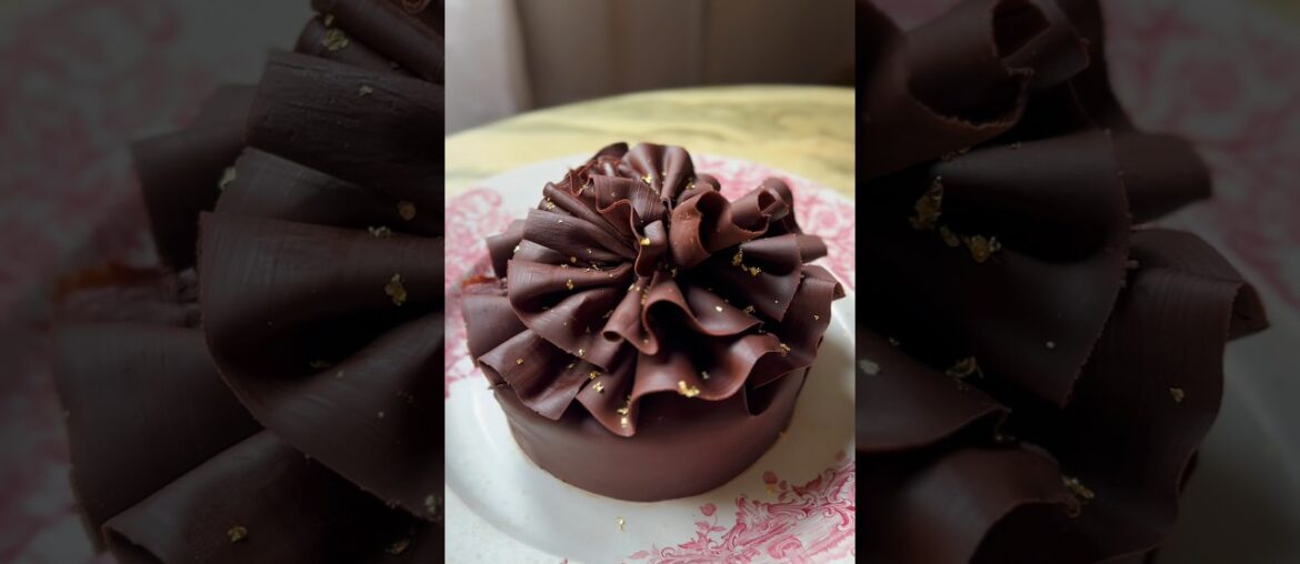 The Ultimate French chocolate cake in my tiny Parisian kitchen#kitchen #chocolate #paris #valentine