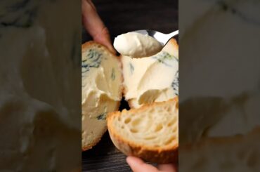 Gorgonzola Piccante 🧀 ASMR Opening the Blue King | ​#ASMR #Gorgonzola #Formaggio #Gourmet