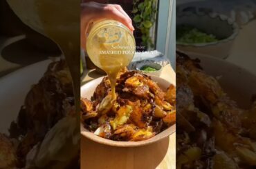 Crispy Smashed Potato Salmon Niçoise Salad 🥔🐟 #shorts