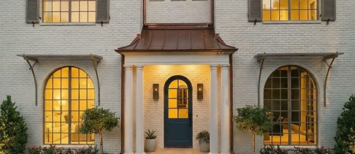 Inside Austin's MOST STUNNING New Pemberton Heights Estate