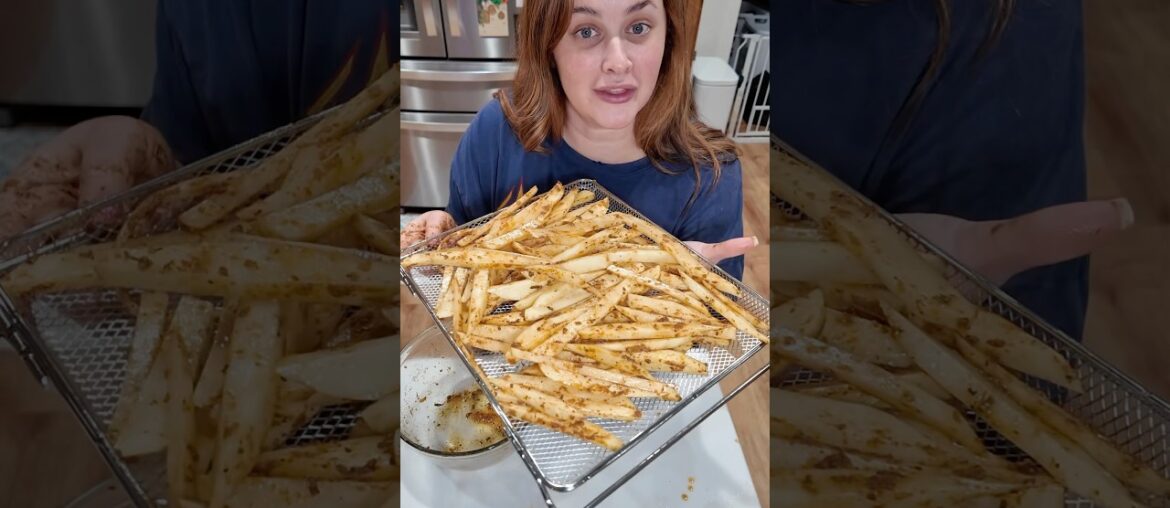 HOMEMADE FRENCH FRIES (HEALTHY ISH) #fries #easyrecipe #airfryer